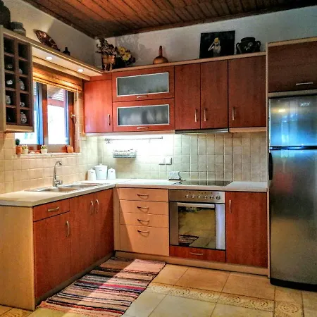 Holiday home Pine Tree Garden House